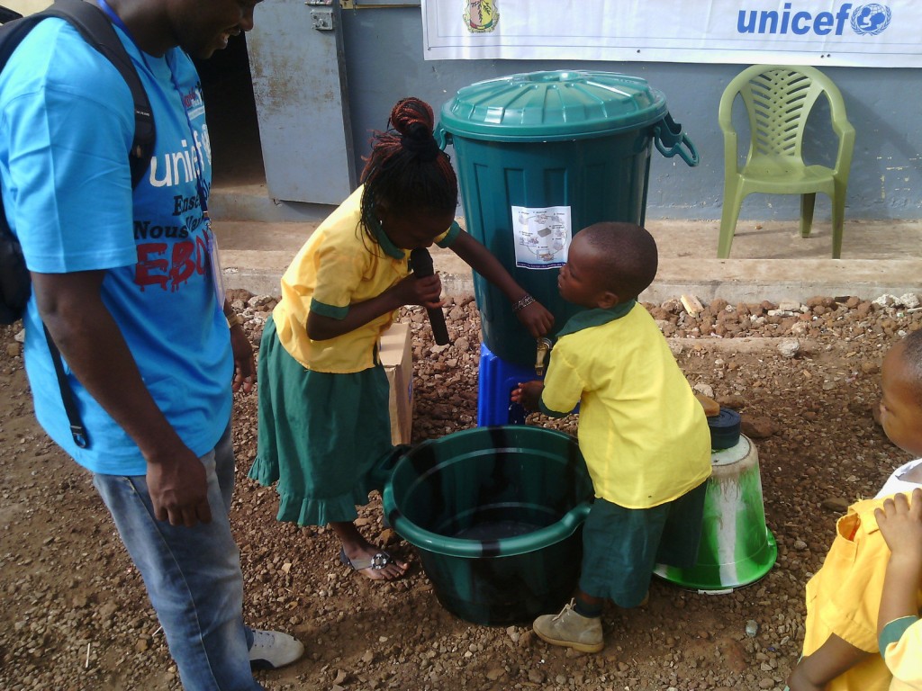 Photo: UNICEF Guinea on Flickr. UNICEF and partners conduct Ebola education sessions at schools.
